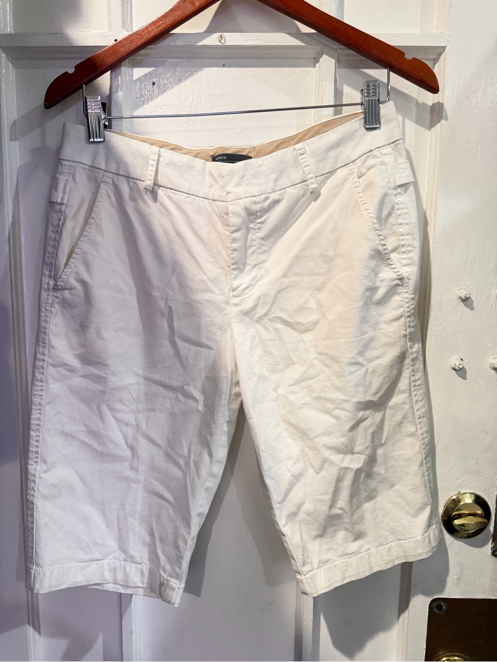 Vince Khaki Beige Shorts